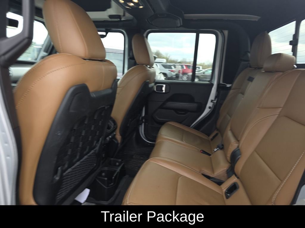 Used 2023 Jeep Gladiator Rubicon w/ LED Lighting Group image 19