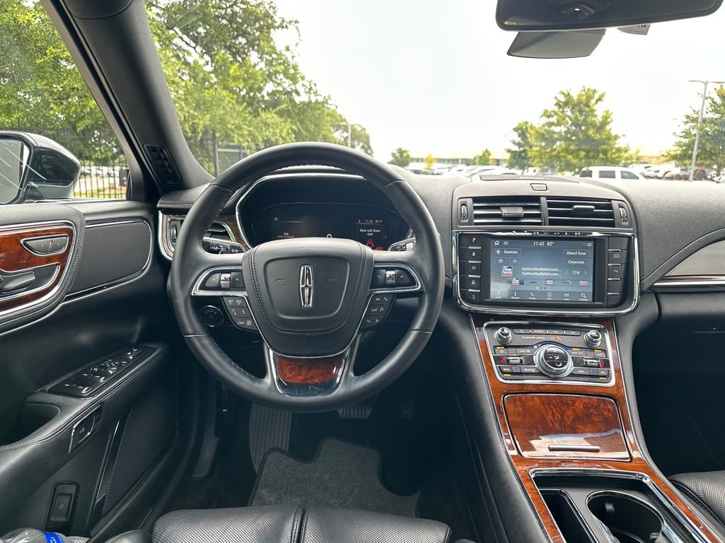 Used 2019 Lincoln Continental Select FWD image 28