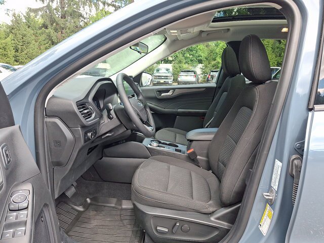Certified 2023 Ford Escape Active w/ Tech Pack #2 AWD/4WD image 3