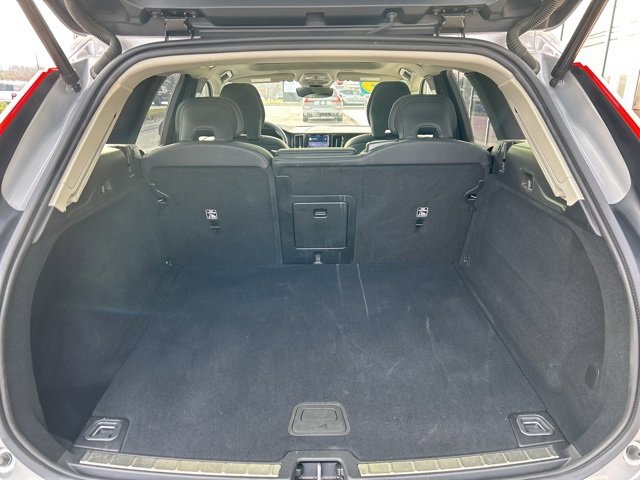 Certified 2025 Volvo XC60 B5 Plus image 10