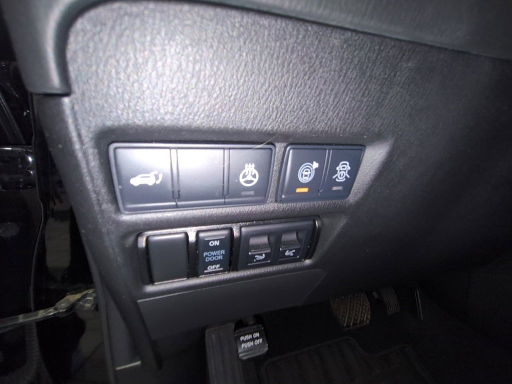 Used 2021 INFINITI QX80 Sensory w/ All-Season Package image 12