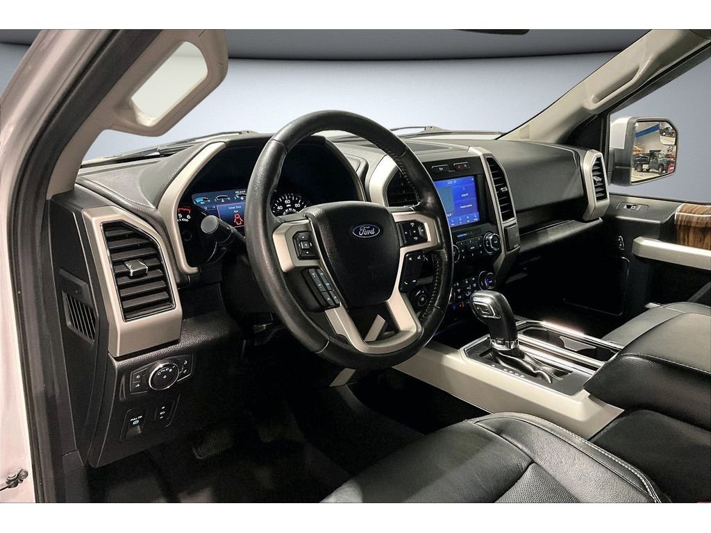 Used 2019 Ford F150 Lariat w/ Trailer Tow Package image 16