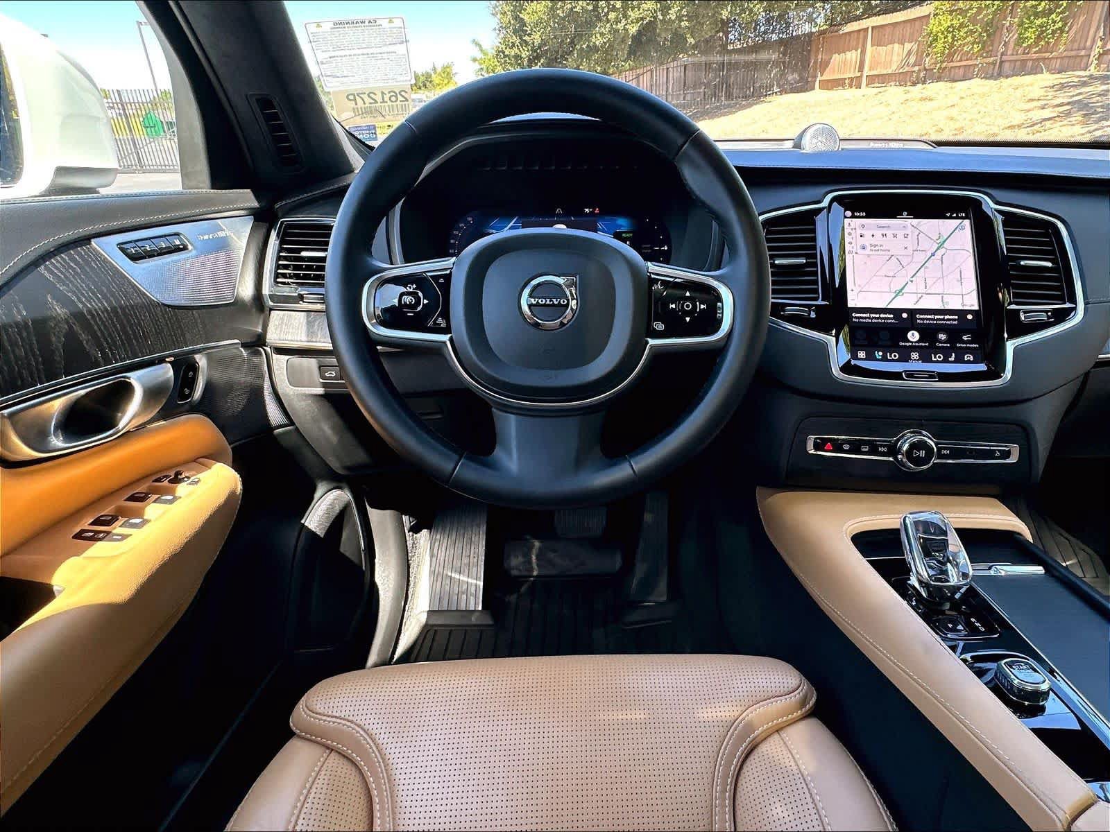 Used 2024 Volvo XC90 T8 Ultimate w/ Lounge Package AWD/4WD image 8