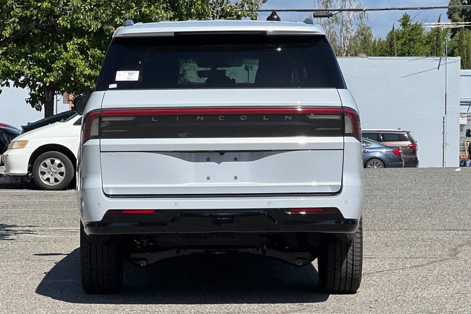 New 2026 Lincoln Navigator L Reserve AWD/4WD image 5