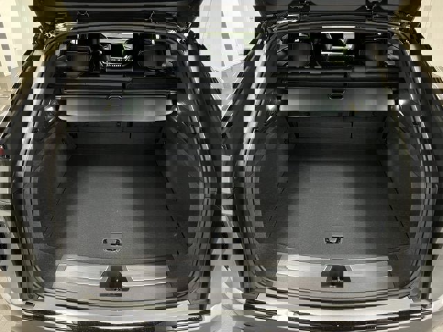 New 2026 Cadillac Lyriq V w/ Exterior Carbon Fiber Package image 19