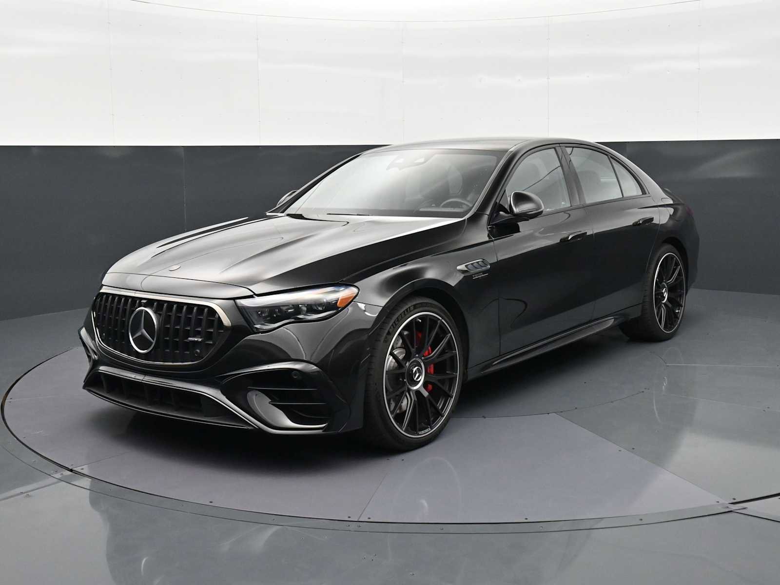 Used 2025 Mercedes-Benz E 53 AMG e 4MATIC Sedan image 1