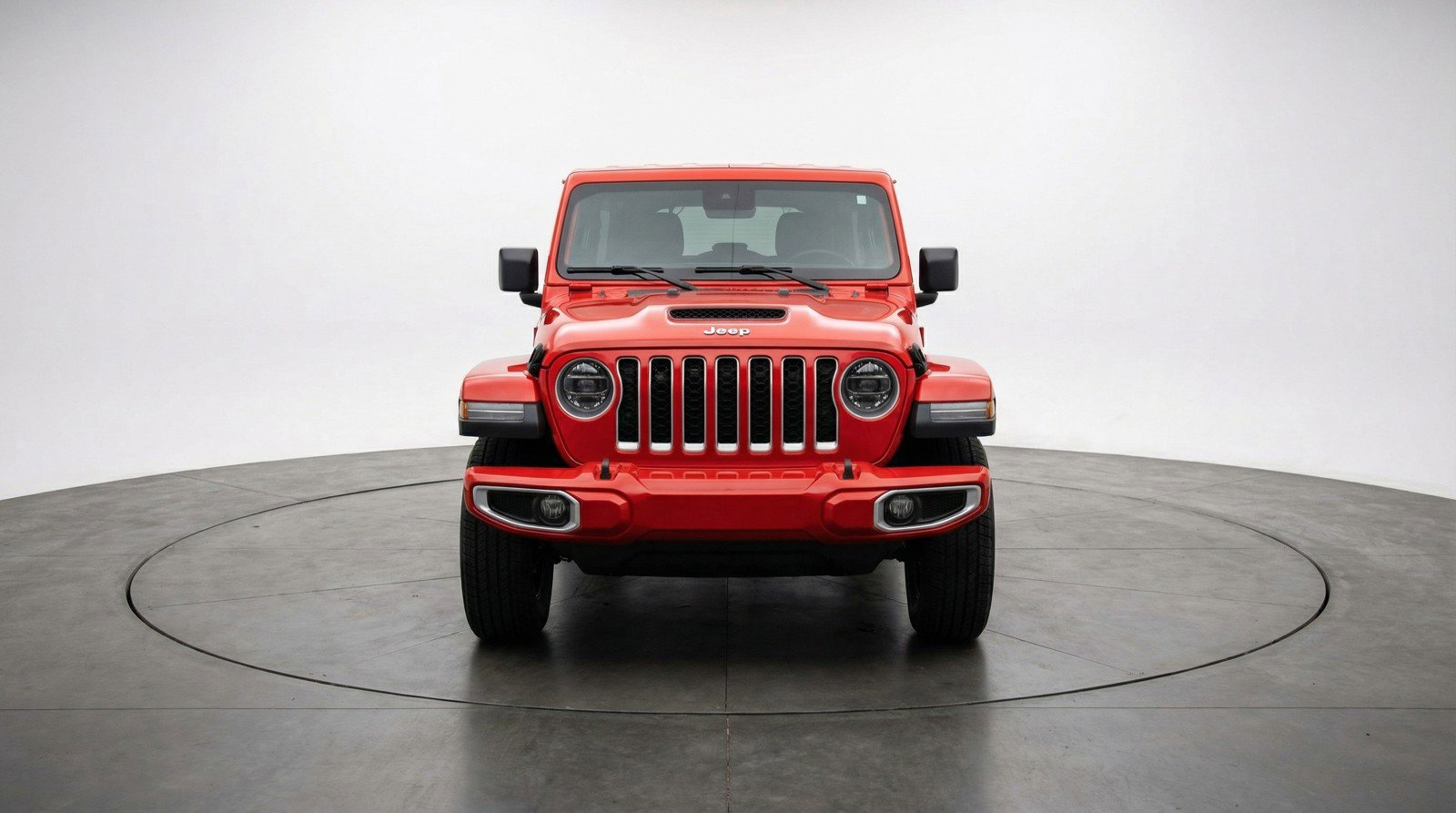 Used 2025 Jeep Wrangler Sahara image 2