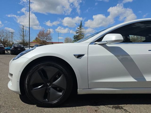 Used 2018 Tesla Model 3 Long Range RWD image 23