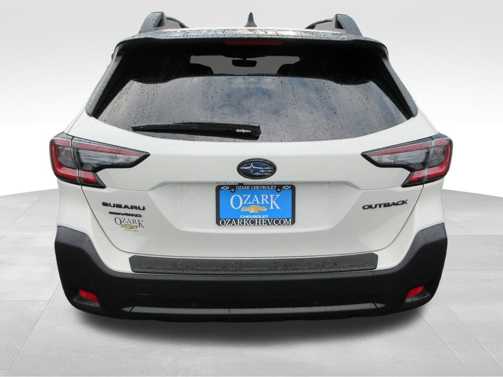 Used 2025 Subaru Outback Onyx Edition AWD/4WD image 4