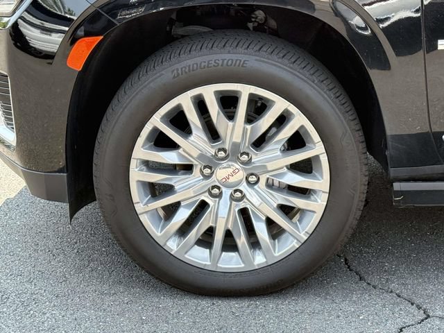 Used 2024 GMC Yukon Denali AWD/4WD image 8
