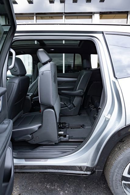 New 2026 Buick Enclave Sport Touring w/ Power Package image 34