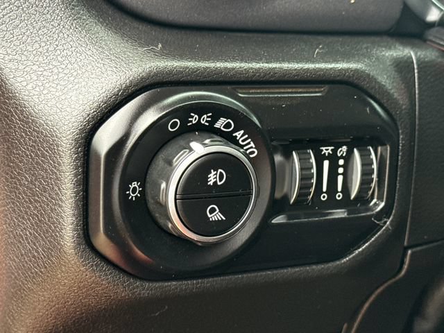 Used 2021 Jeep Gladiator Mojave AWD/4WD image 23