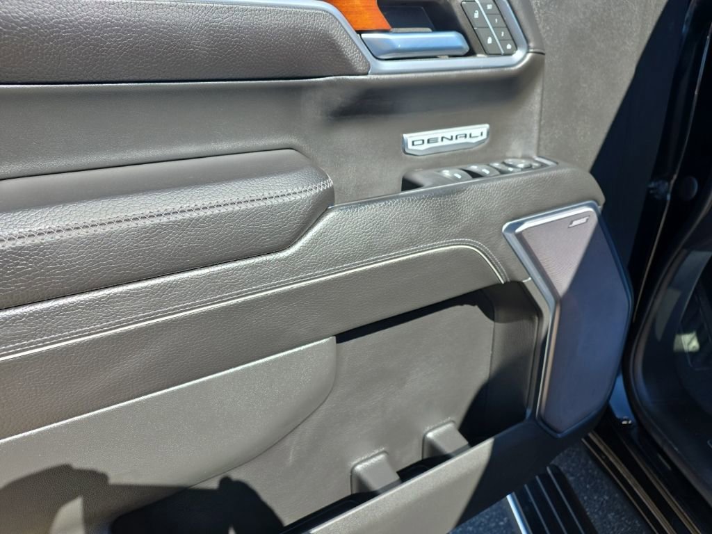 Used 2022 GMC Sierra 1500 Denali w/ Denali Reserve Package AWD/4WD image 21