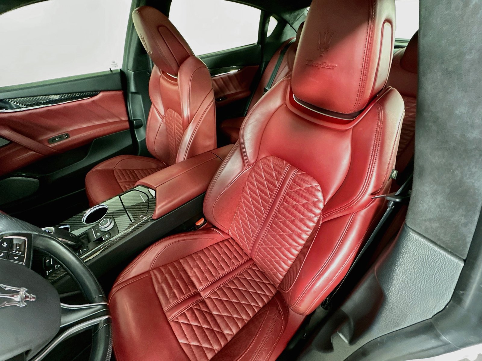 Used 2021 Maserati Quattroporte Trofeo RWD image 36
