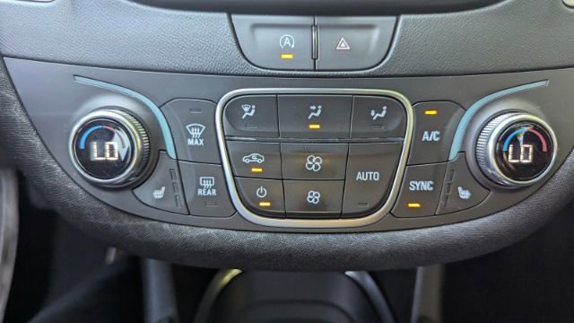 Used 2024 Chevrolet Malibu LT image 31