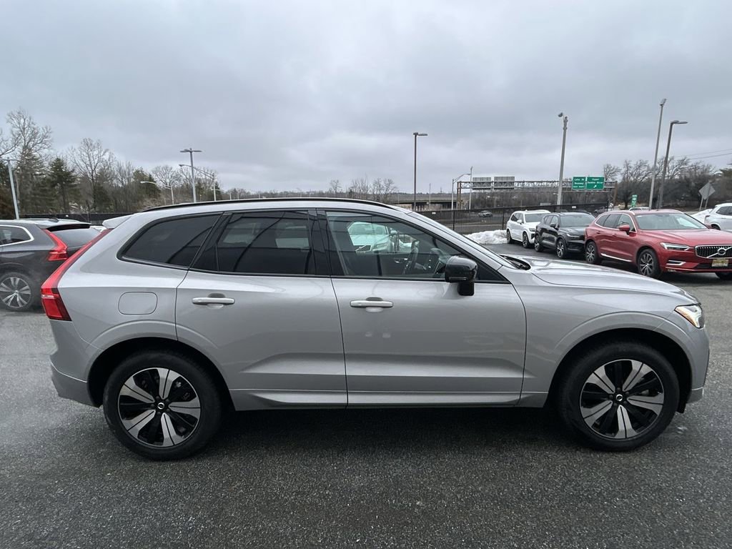 Used 2025 Volvo XC60 T8 Core w/ Protection Package Premier image 9