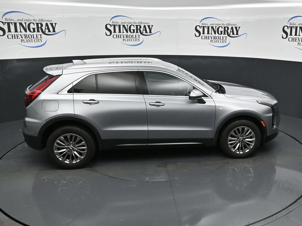 Used 2025 Cadillac XT4 Premium Luxury FWD image 25
