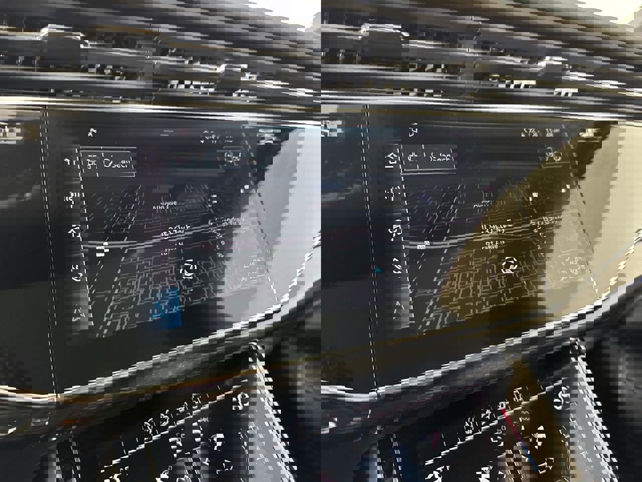 Used 2025 Audi Q7 2.0T Premium Plus w/ Premium Plus Package image 4