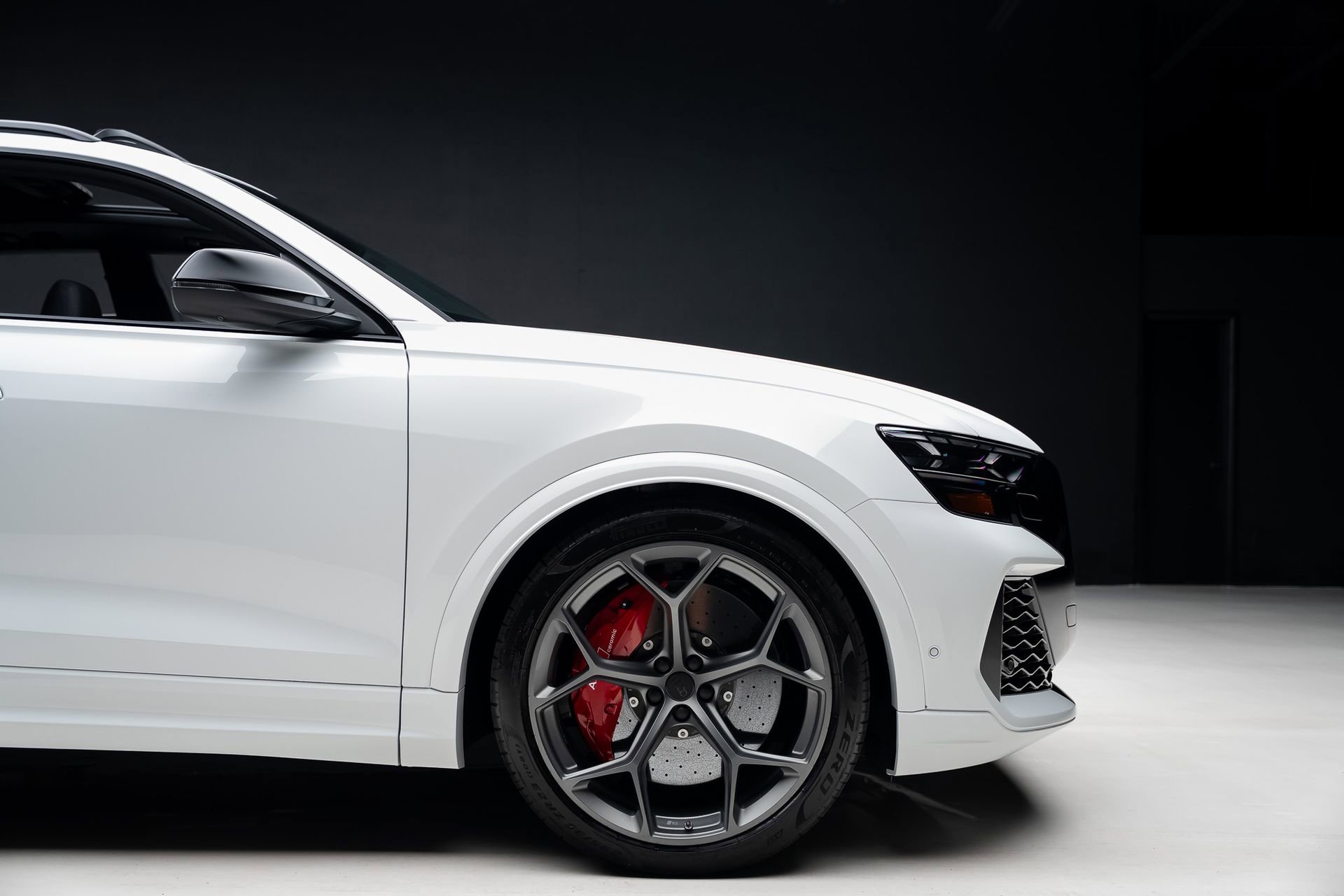 Used 2026 Audi RS Q8 performance AWD/4WD image 38