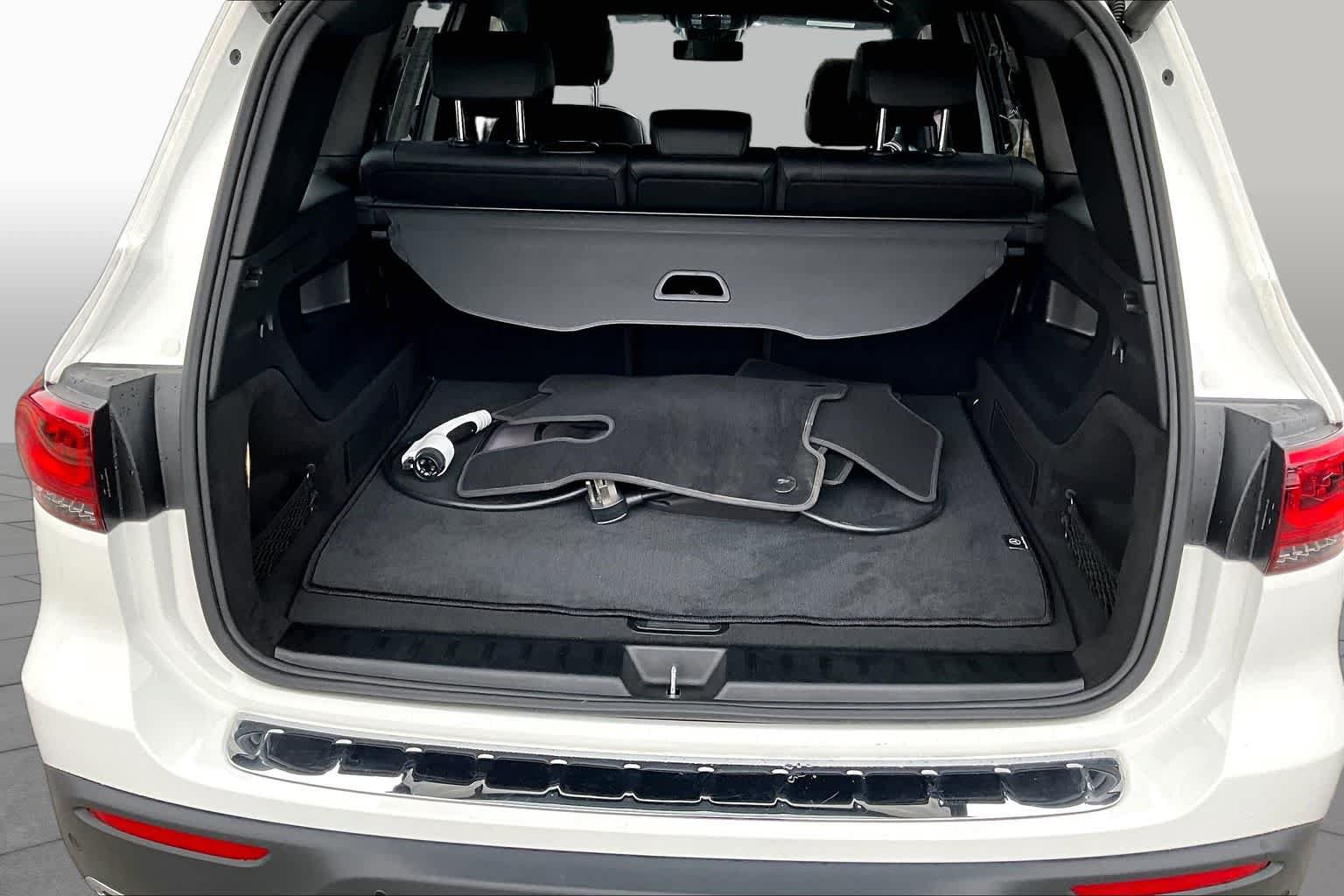 Certified 2023 Mercedes-Benz EQB 300 4MATIC image 36