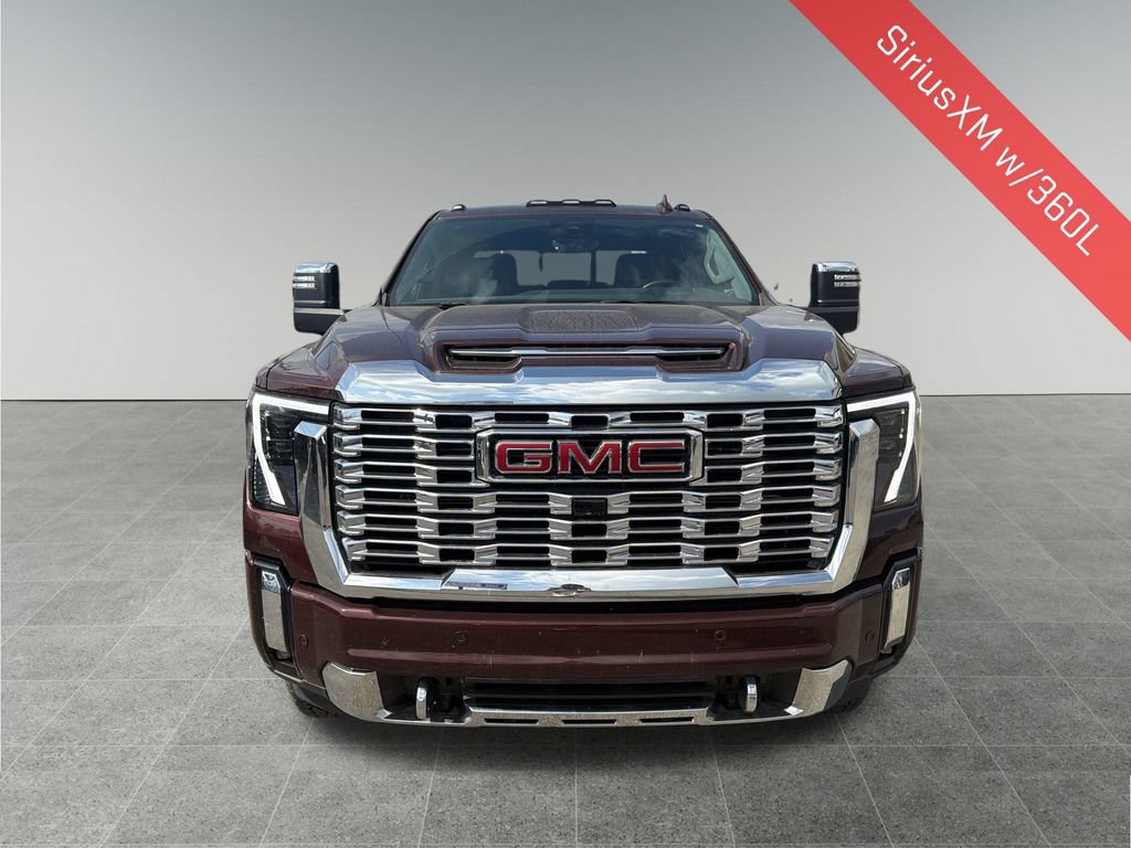 Used 2024 GMC Sierra 3500 Denali w/ Technology Package AWD/4WD image 10