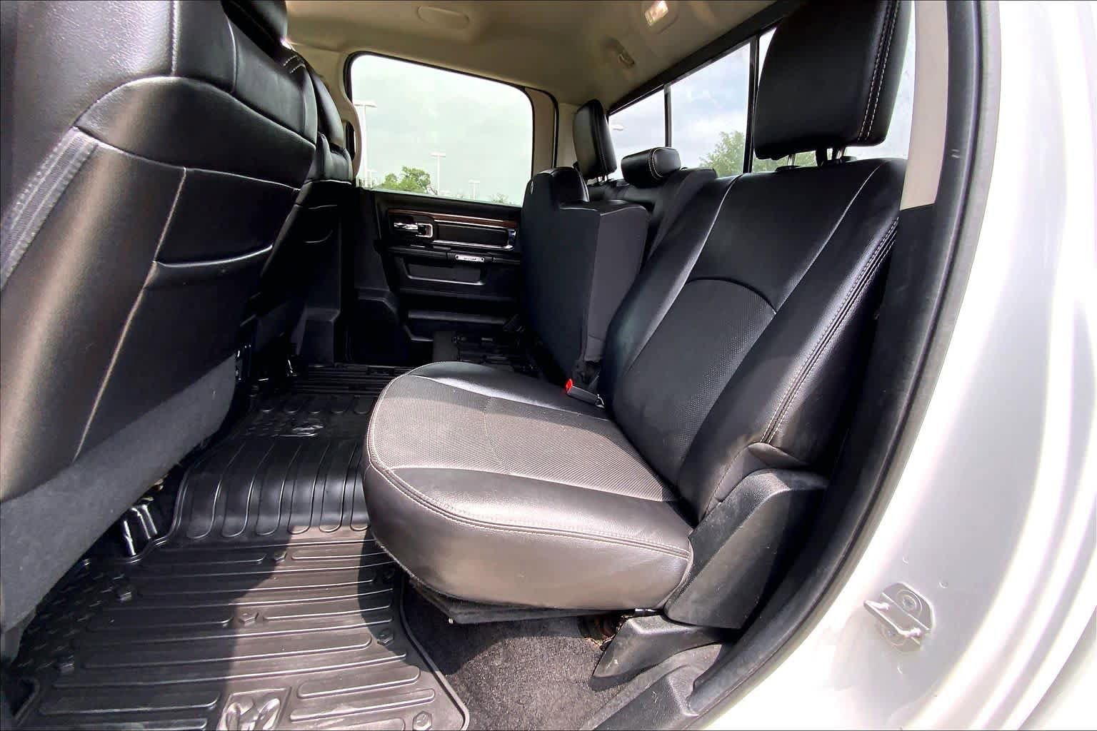 Used 2017 RAM 2500 Laramie w/ Sport Appearance Group AWD/4WD image 21