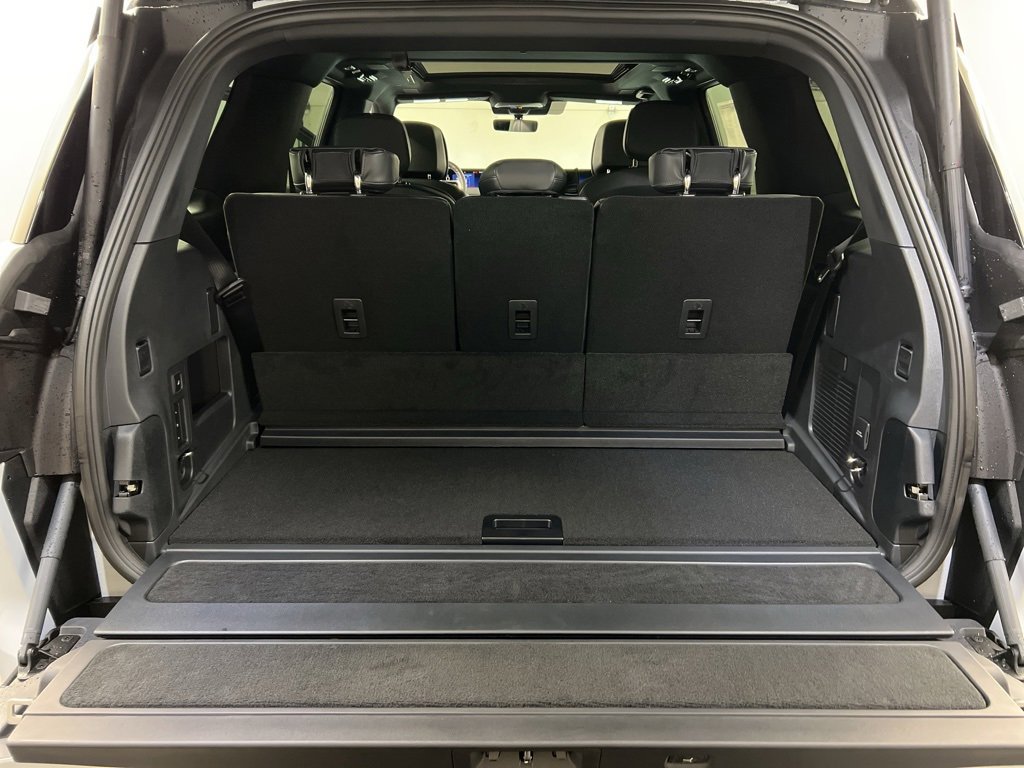 New 2026 Lincoln Navigator Reserve image 44