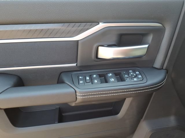 New 2026 RAM 2500 Big Horn AWD/4WD image 5
