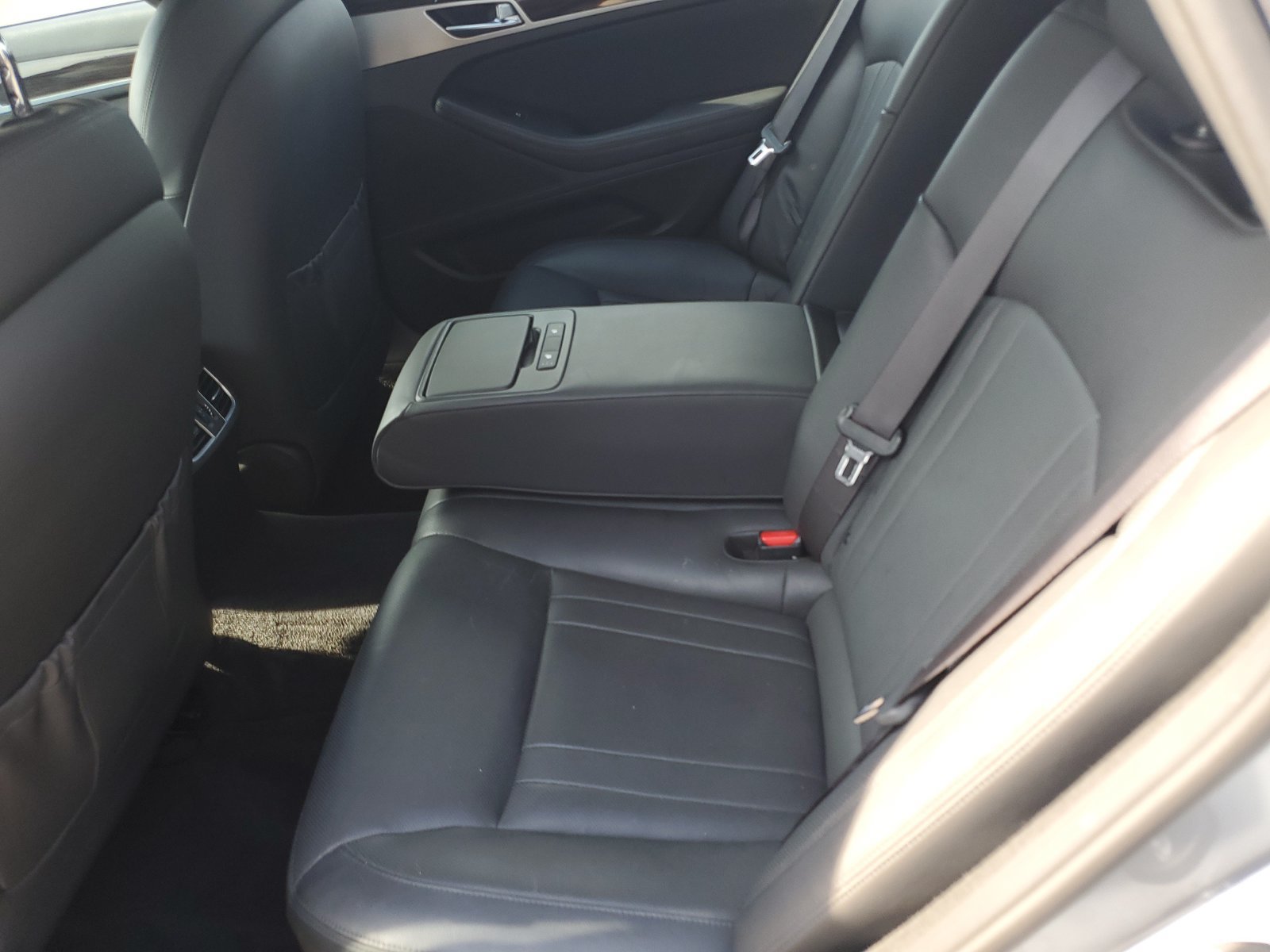 Used 2017 Genesis G80 3.8 AWD/4WD image 13