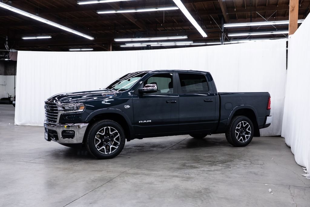 New 2026 RAM 1500 Laramie AWD/4WD image 3