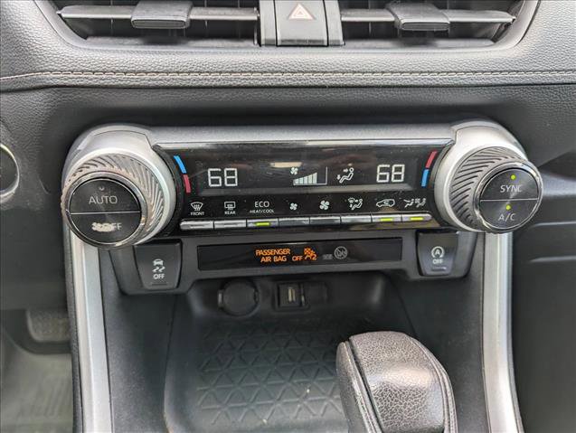 Used 2021 Toyota RAV4 XLE w/ Convenience Package image 17