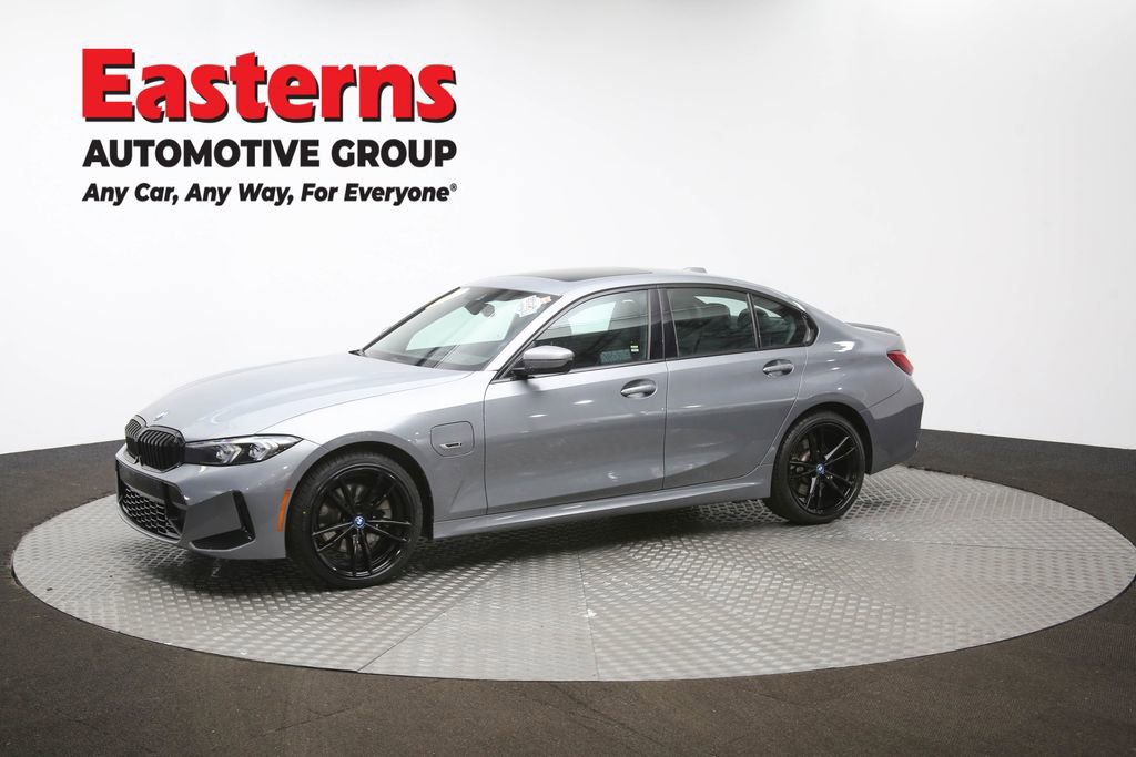 Used 2023 BMW 330e w/ M Sport Package RWD image 59
