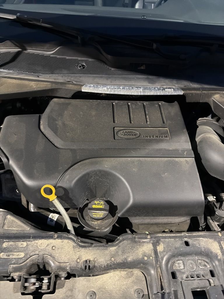 Used 2022 Land Rover Range Rover Evoque SE image 29