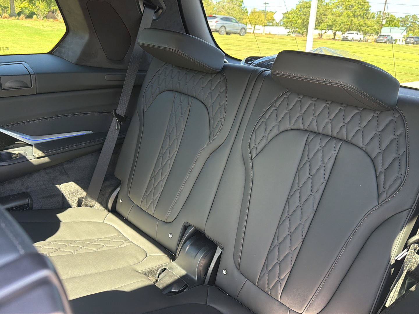 New 2027 BMW X7 M60i AWD/4WD image 12