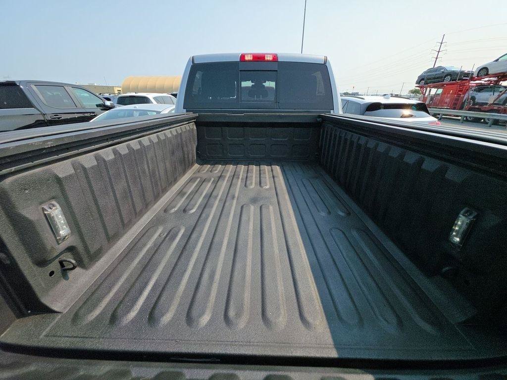 Used 2021 RAM 2500 Limited w/ Night Edition AWD/4WD image 10
