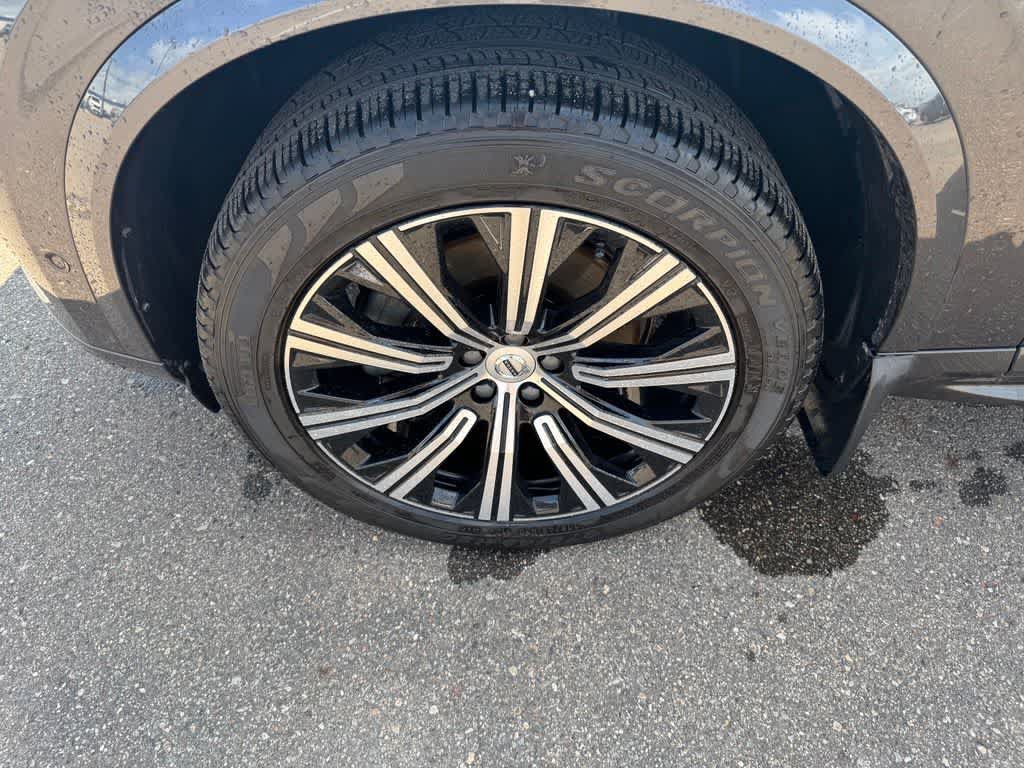 Used 2024 Volvo XC90 B6 Plus w/ Protection Package Premier AWD/4WD image 9