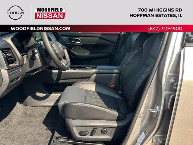 Certified 2026 Nissan Rogue Platinum w/ Platinum Premium Package AWD/4WD image 24