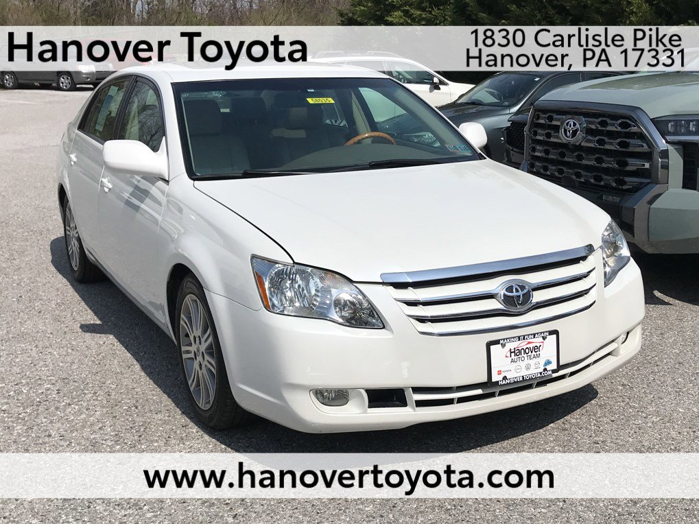 Used 2005 Toyota Avalon Limited image 1