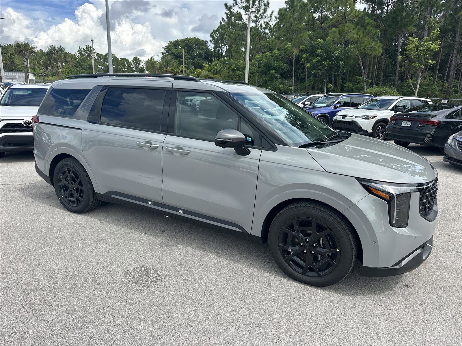 New 2026 Kia Carnival SX Prestige image 3