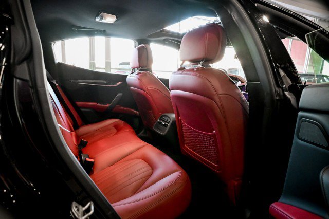 Used 2022 Maserati Ghibli Modena Q4 image 21