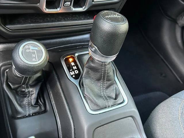 Certified 2025 Jeep Gladiator Sport AWD/4WD image 28