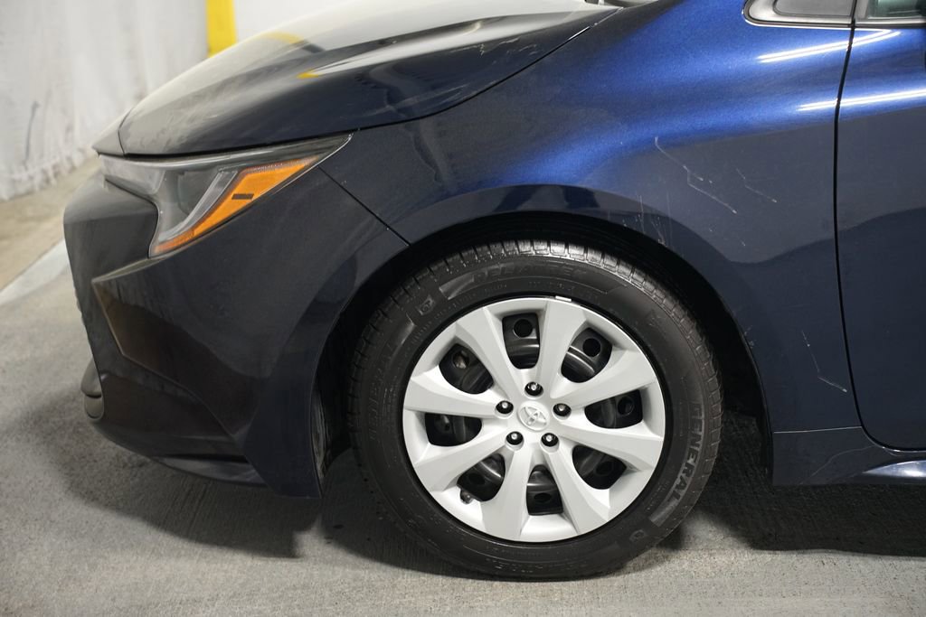 Certified 2023 Toyota Corolla LE image 5