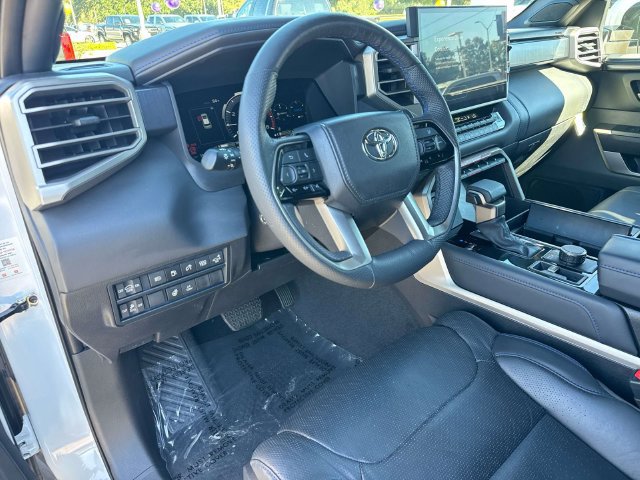 Used 2026 Toyota Sequoia Platinum AWD/4WD image 25