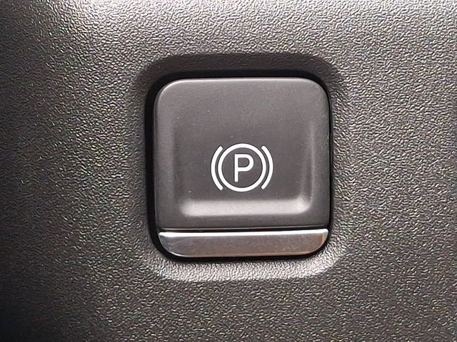 Used 2024 Chevrolet Silverado 1500 LT image 20