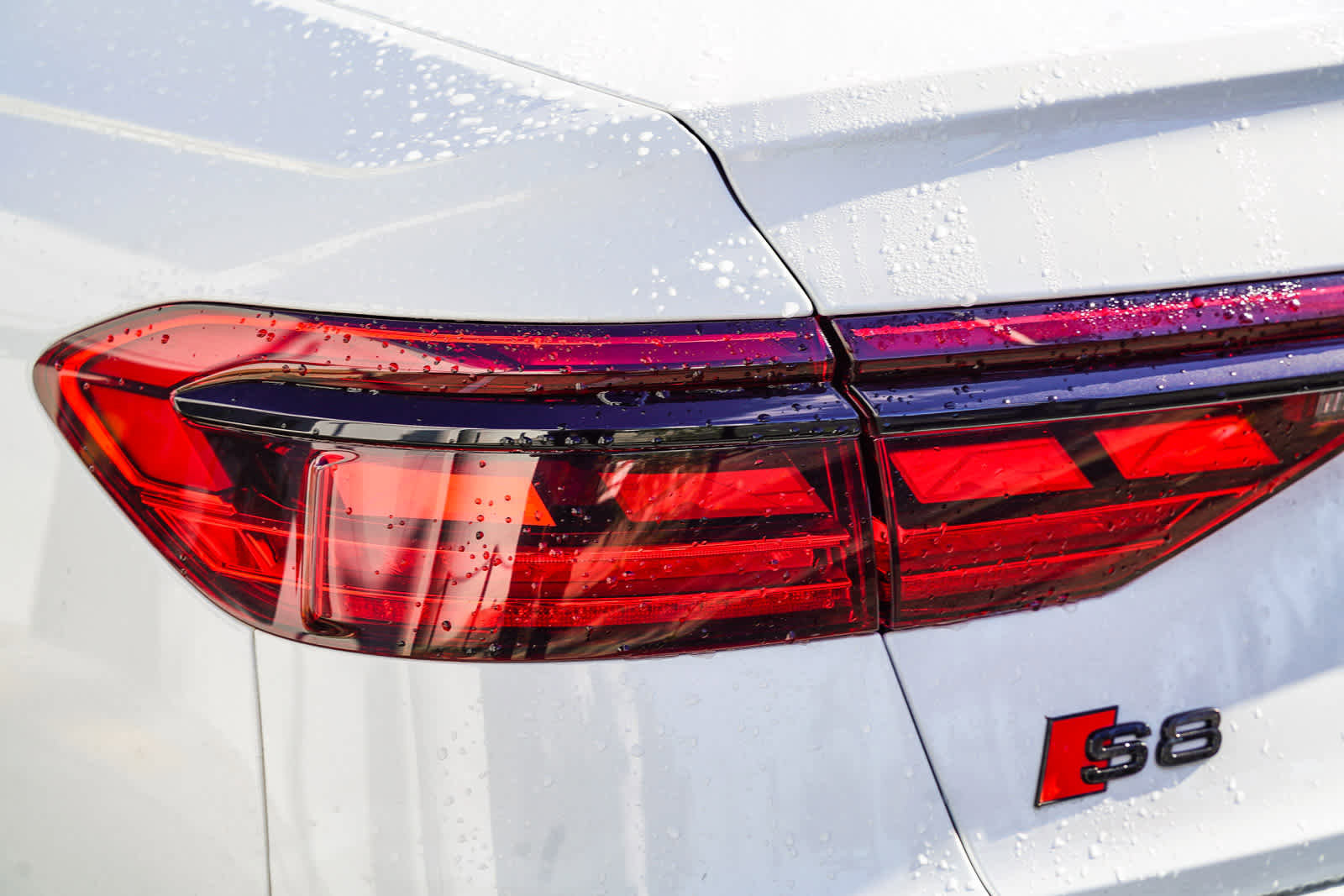 Used 2022 Audi S8 w/ S8 Comfort Plus Package image 19