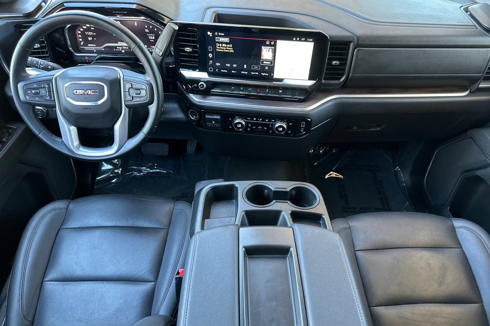 Certified 2025 GMC Sierra 1500 SLT RWD image 14