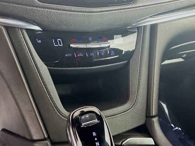 Used 2023 Cadillac XT5 Premium Luxury FWD image 15