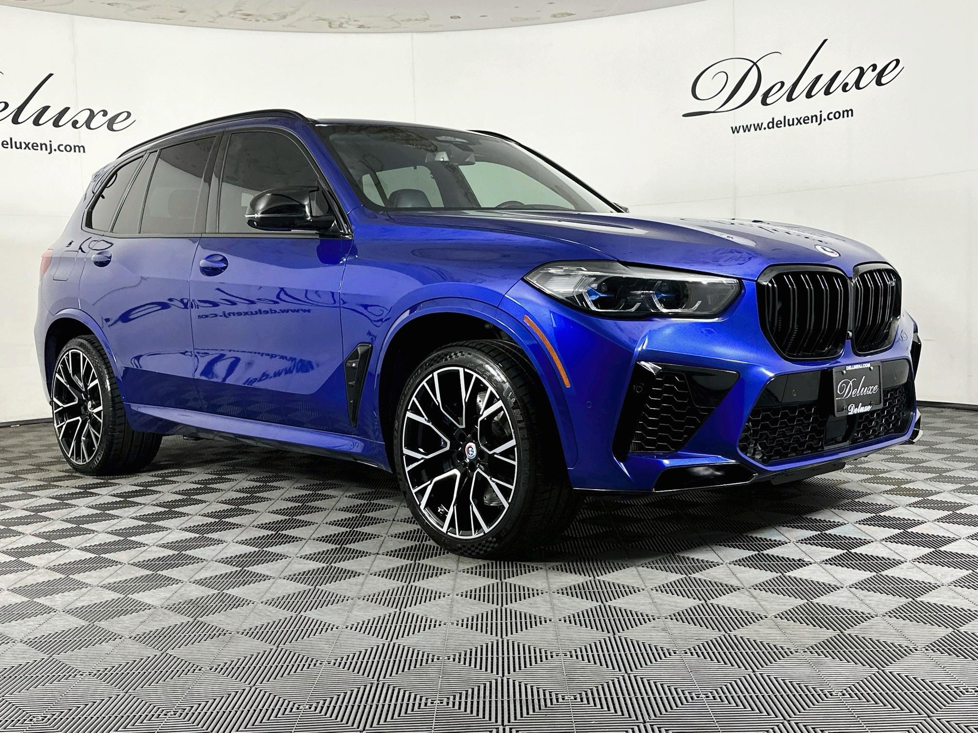 Used 2023 BMW X5 M w/ Competition Package AWD/4WD image 1