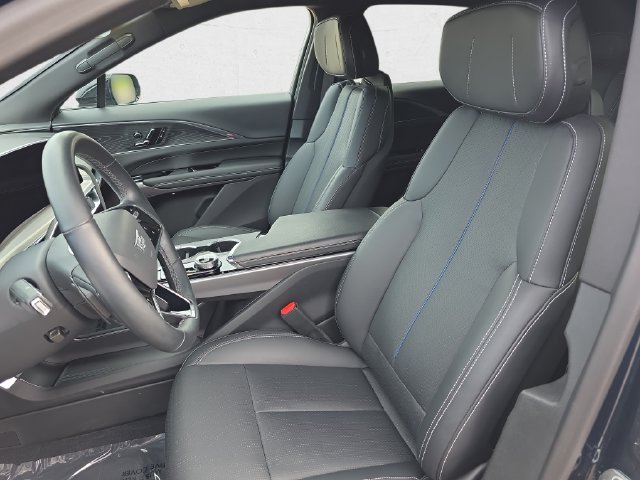 Certified 2024 Cadillac Lyriq Luxury w/ LPO, Floor Liner Package AWD/4WD image 15