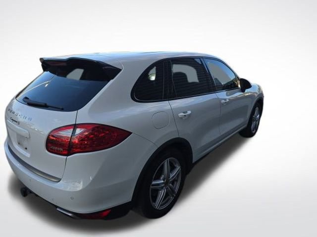 Used 2014 Porsche Cayenne S image 5